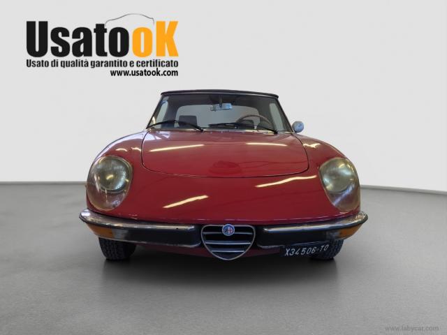 Auto - Alfa romeo spider duetto coda tronca 1750