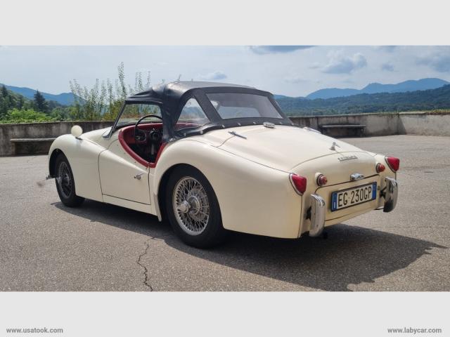 Auto - Triumph tr3