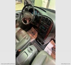 Auto - Chrysler voyager 2.8 crd lx leather auto