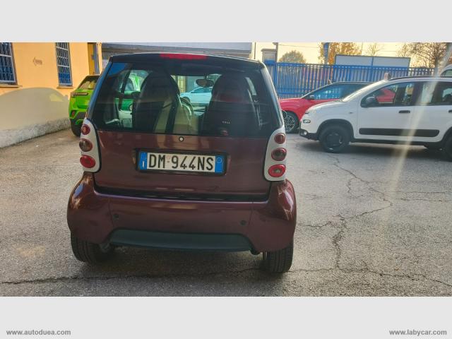 Auto - Smart fortwo 700 passion