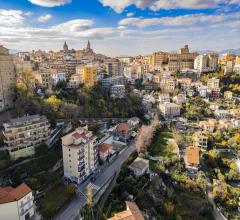 Appartamenti in Vendita - Appartamento in vendita a chieti semicentro