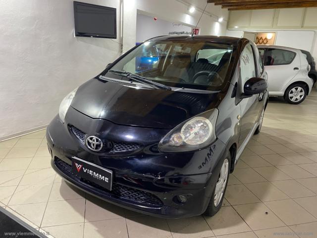 Auto - Toyota aygo 1.0 vvt-i 3p. sol