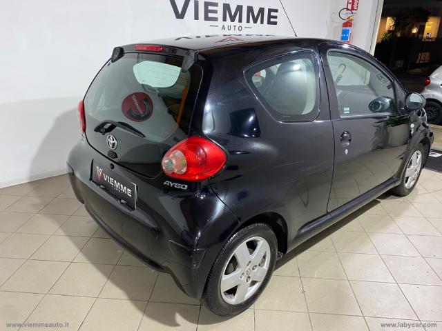 Auto - Toyota aygo 1.0 vvt-i 3p. sol