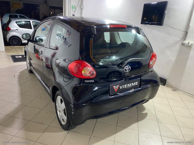 Auto - Toyota aygo 1.0 vvt-i 3p. sol