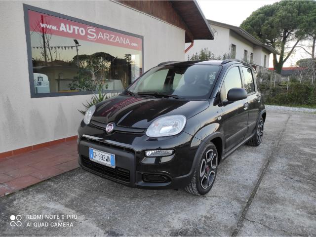 Fiat panda 1.0 firefly s&s hybrid city life