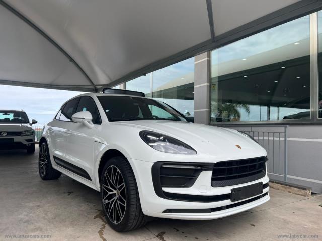 Auto - Porsche macan 2.0