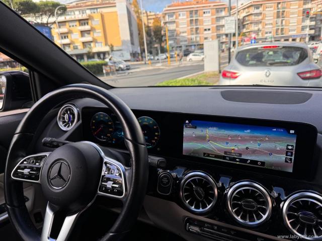 Auto - Mercedes-benz gla 250 e eq-power automatic sport