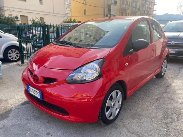 Auto - Toyota aygo 1.0 vvt-i 5p. sol