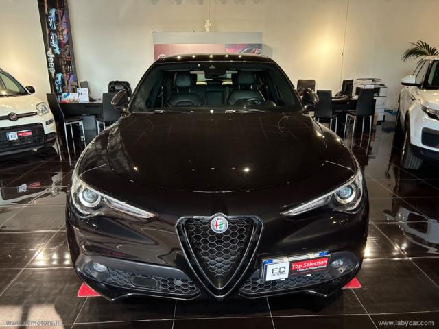 Auto - Alfa romeo stelvio 2.2 t.diesel 210cv at8 q4 veloce