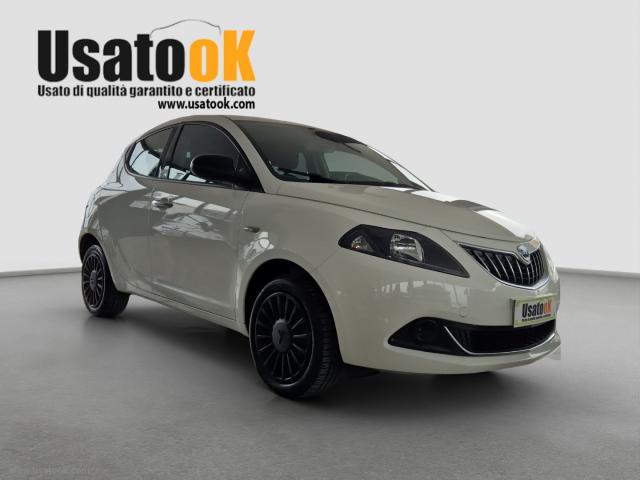 Auto - Lancia ypsilon 1.0 firefly 5p. s&s hybrid