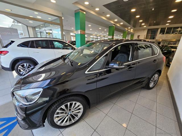 Auto - Bmw 216d active tourer luxury