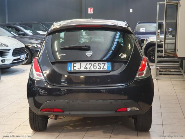 Auto - Lancia ypsilon 1.2 69 cv 5p. s&s platinum