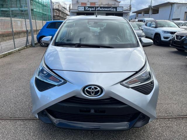 Toyota aygo connect 1.0 vvt-i 72 cv 5p. x-cite