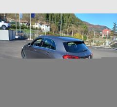 Auto - Mercedes-benz a 180 d automatic sport