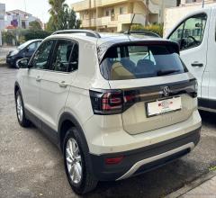 Auto - Volkswagen t-cross 1.0 tsi style bmt