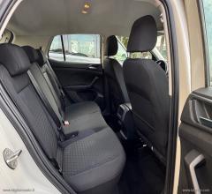 Auto - Volkswagen t-cross 1.0 tsi style bmt