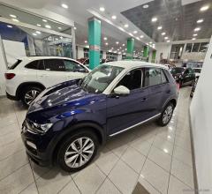 Auto - Volkswagen t-roc 1.6 tdi scr style bluemotion tech.