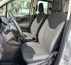 Auto - Ford tourneo courier 1.5 tdci 75 cv plus