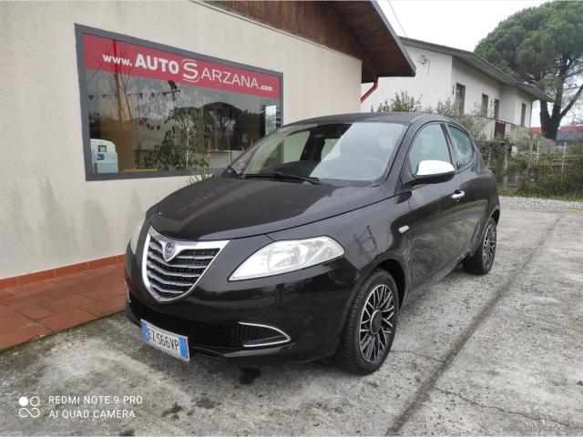 Auto - Lancia ypsilon 1.2 69 cv 5p. gpl ecochic gold