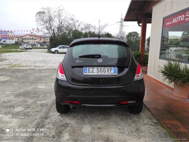 Auto - Lancia ypsilon 1.2 69 cv 5p. gpl ecochic gold