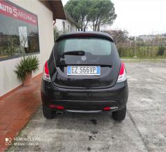 Auto - Lancia ypsilon 1.2 69 cv 5p. gpl ecochic gold