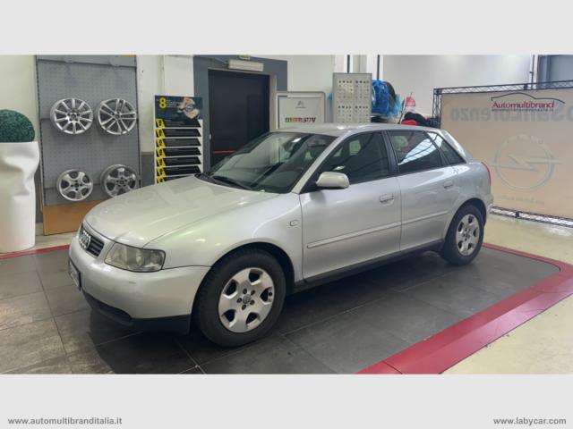 Auto - Audi a3 1.8 20v 5p. ambiente