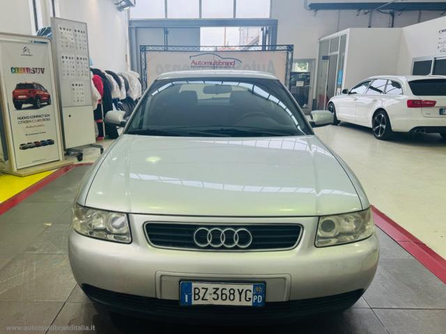 Auto - Audi a3 1.8 20v 5p. ambiente