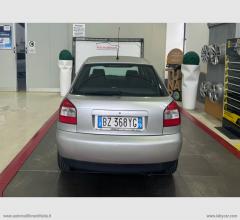 Auto - Audi a3 1.8 20v 5p. ambiente