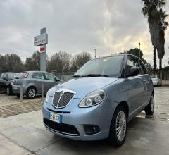 Lancia ypsilon 1.3 mjt 75 cv elle