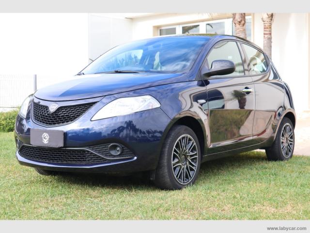 Auto - Lancia ypsilon 1.2 69 cv 5p. gpl ecochic gold