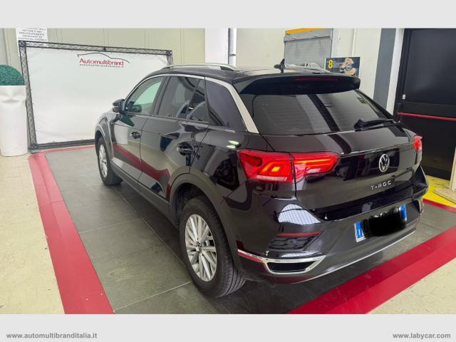 Auto - Volkswagen t-roc 2.0 tdi business bluemot. tech.