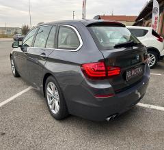 Auto - Bmw 525d touring business aut.