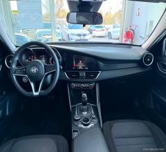 Auto - Alfa romeo giulia 2.2 td 160 cv at8 business