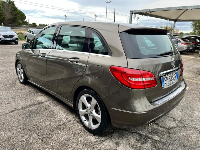 Auto - Mercedes-benz b 180 cdi automatic premium