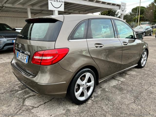 Auto - Mercedes-benz b 180 cdi automatic premium