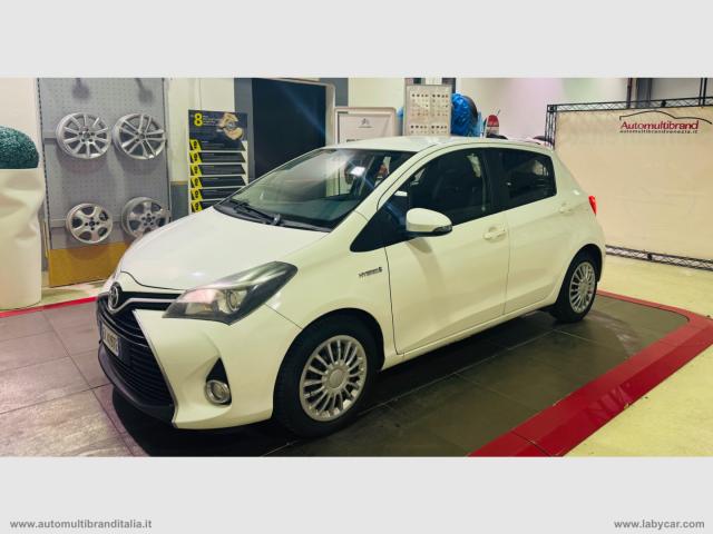 Auto - Toyota yaris 1.5 hybrid 5p. active