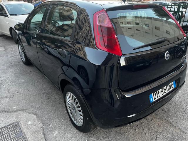 Auto - Fiat grande punto 1.3 mjt 75 cv 5p. fun