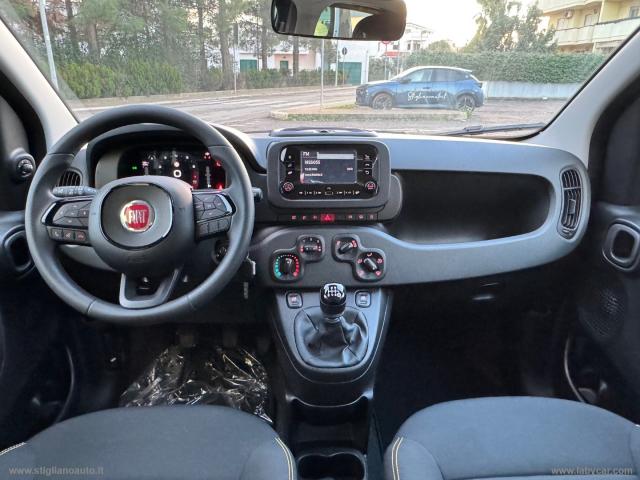 Auto - Fiat panda 1.0 firefly s&s hybrid