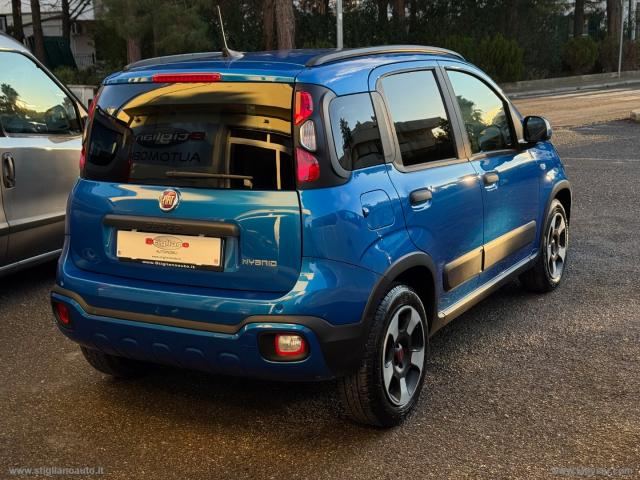 Auto - Fiat panda cross 1.0 firefly s&s hybrid