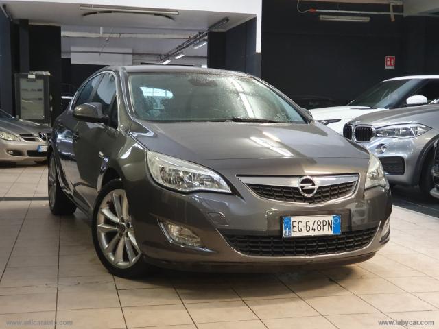 Opel astra 1.4 t 140 cv 5p. cosmo