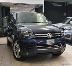 Volkswagen touareg 3.0 tdi 245 cv tip. bluem.techn.