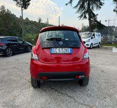 Auto - Lancia ypsilon 1.0 firefly 5p.s&s hybryd gold