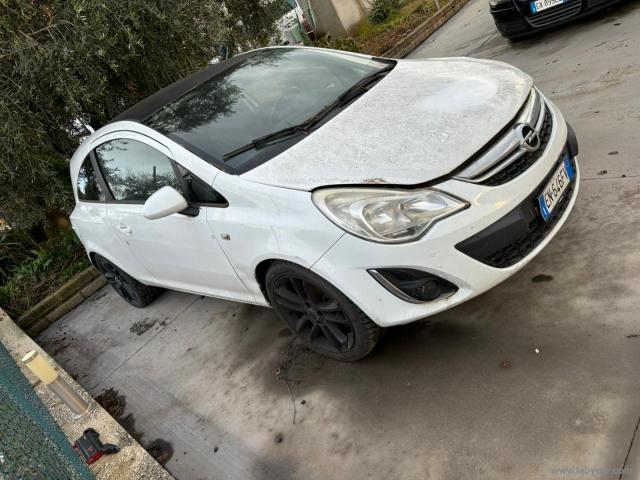 Auto - Opel corsa 1.2 85 cv 3p. gpl-tech b-color