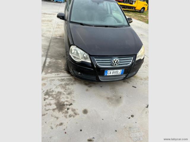 Volkswagen polo 1.4 16v 101cv 5p. highline