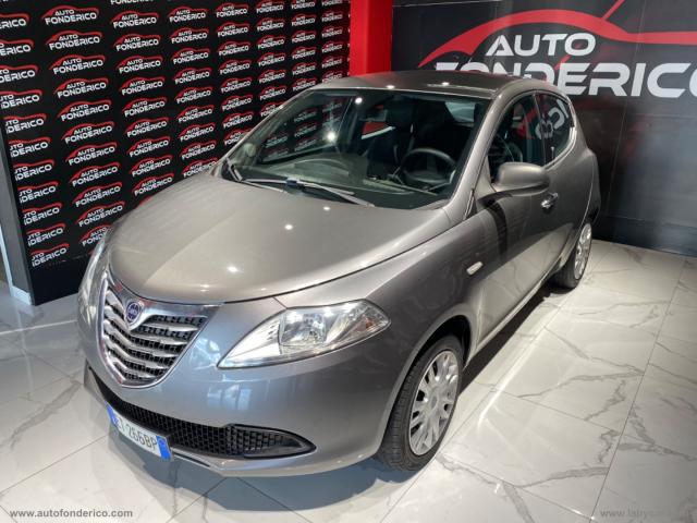 Auto - Lancia ypsilon 1.2 69 cv 5p. elefantino