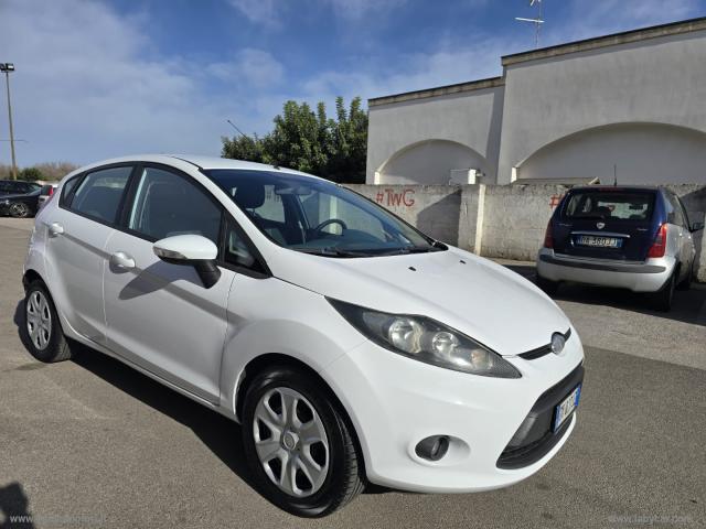 Ford fiesta 1.4 5p. bz.- gpl titanium