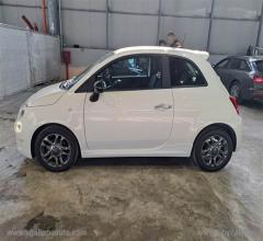 Auto - Fiat 500 1.0 hybrid connect sport