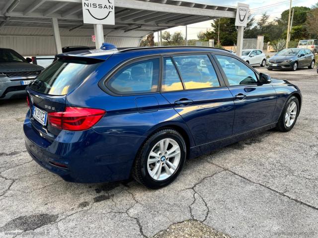 Auto - Bmw 316d touring business advantage aut.