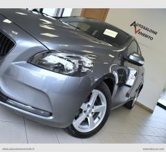 Auto - Volvo v40 d2 momentum