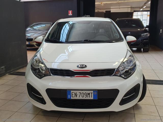 Auto - Kia rio 1.2 cvvt 5p. gpl